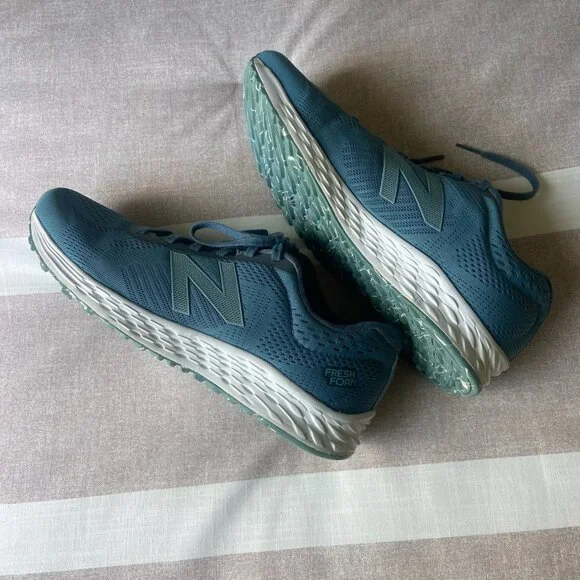 EUC New Balance Fresh Foam Arishi v3 Running Shoes Smoke Blue | Women’s Sz 9.5 - Picture 5 of 8